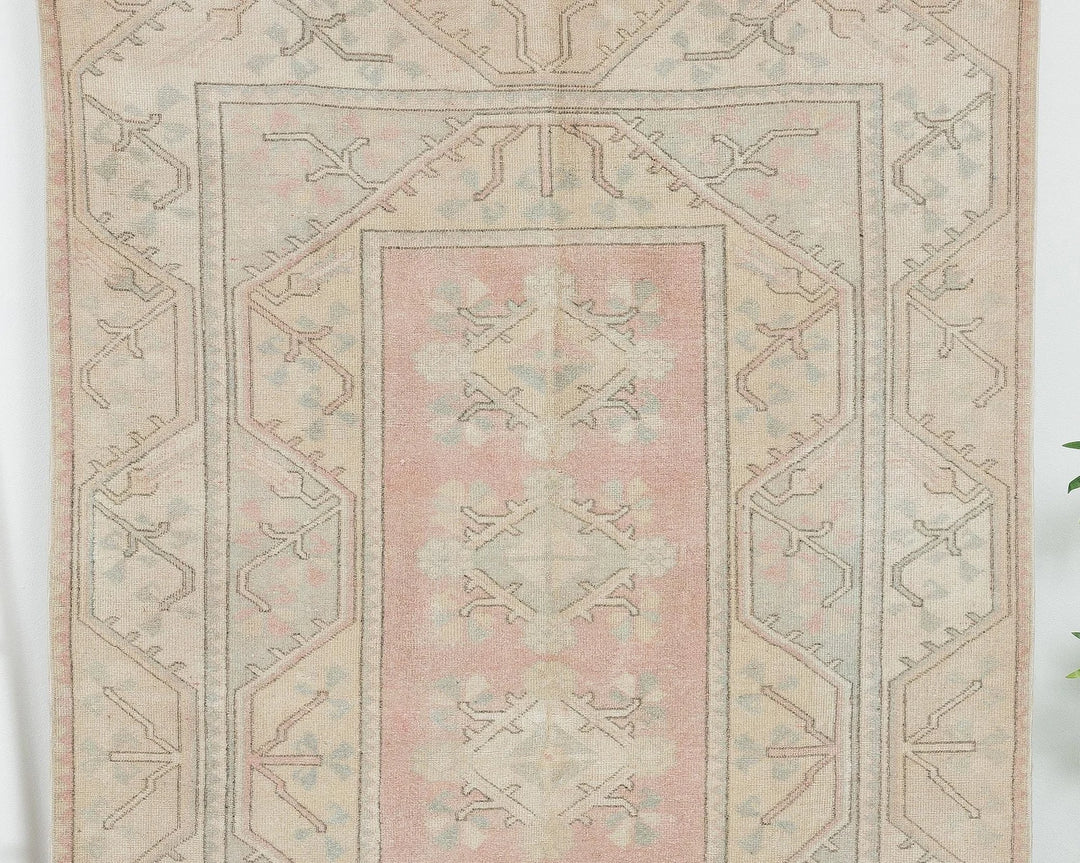 Beige Turkish Oushak Rug 5' x 8' Hand-Knotted | No. VR87334