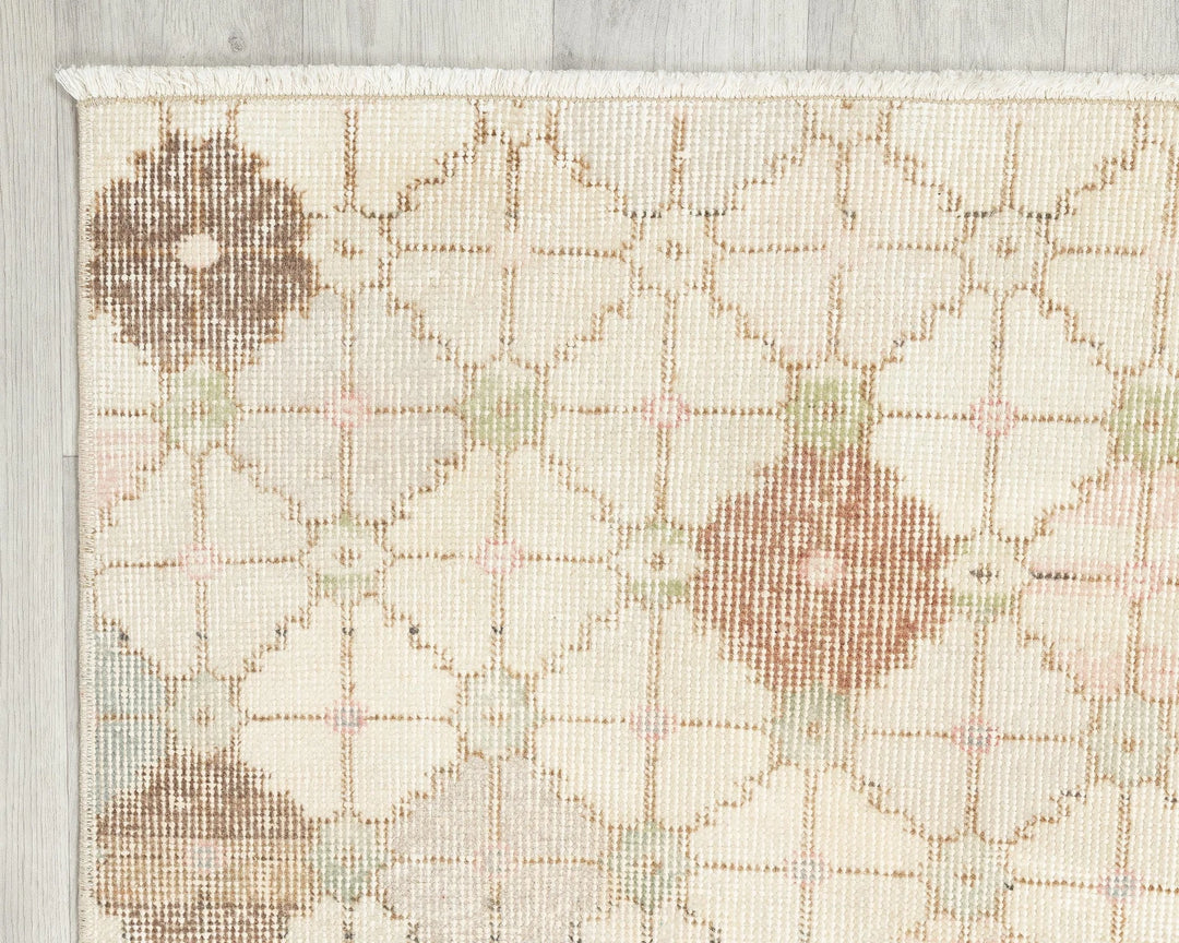 Beige Turkish Oushak Rug 3' x 6' 7" Hand-Knotted | No. VR87435