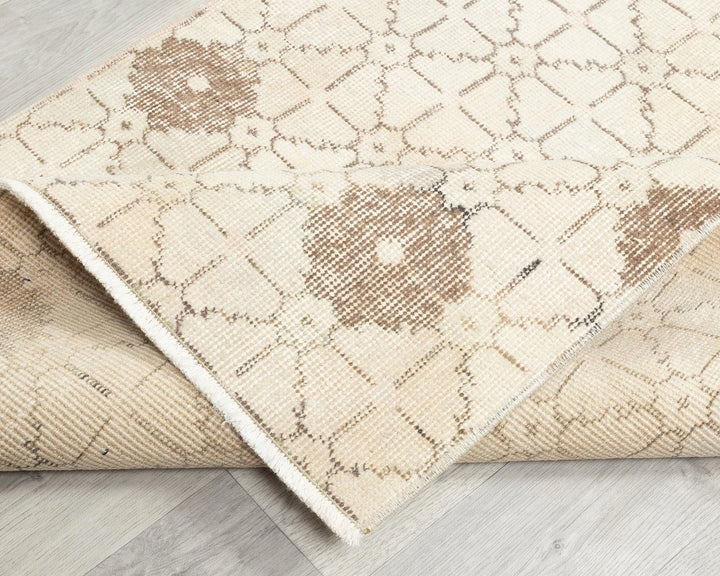 Beige Turkish Oushak Rug 3' x 6' 7" Hand-Knotted | No. VR87435