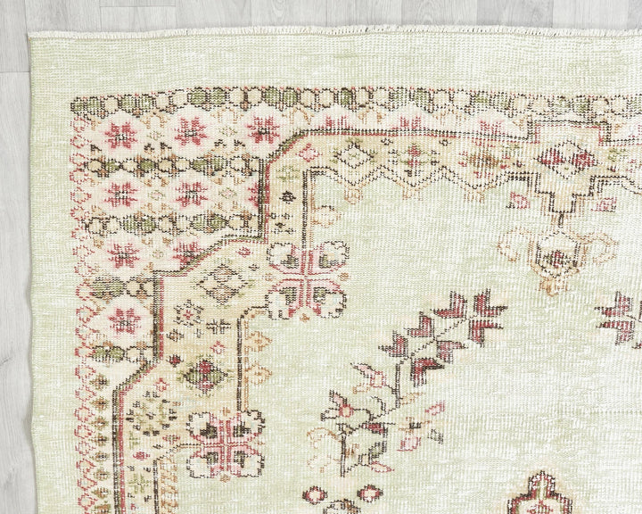 Multicolor Turkish Oushak Rug 6' 6" x 9' 7" Hand-Knotted border