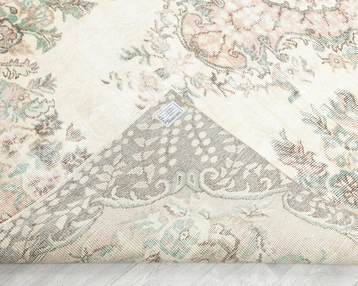 Beige Turkish Oushak Rug 5' 5" x 8' 10" Hand-Knotted texture