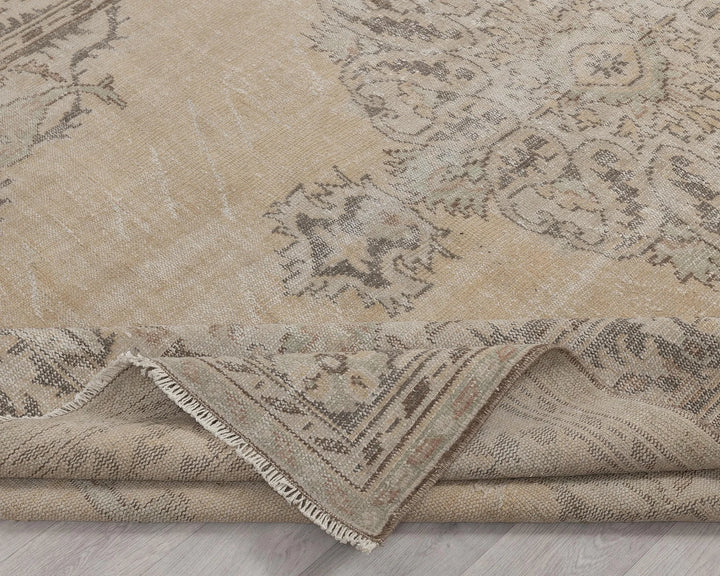 Beige Oushak Rug 6' 11" x 10' 5" | No. VR87983