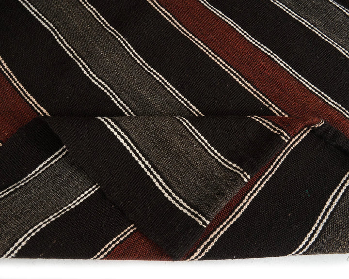 Kilim Rug 7' 3" x 10' 6" | No. VR88059