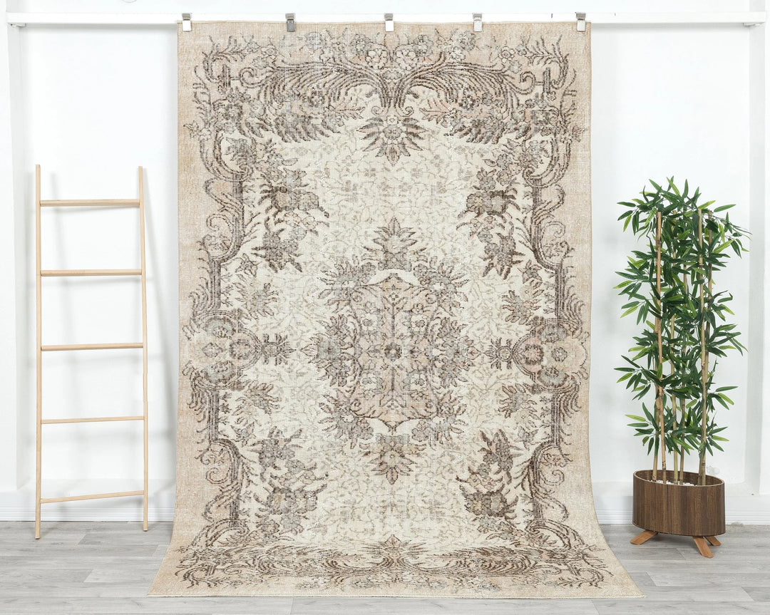 Multicolor Turkish Oushak Rug 5' 7" x 8' 8" Hand-Knotted | No. VR88359