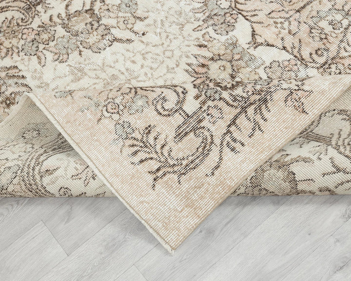 Multicolor Turkish Oushak Rug 5' 7" x 8' 8" Hand-Knotted | No. VR88359