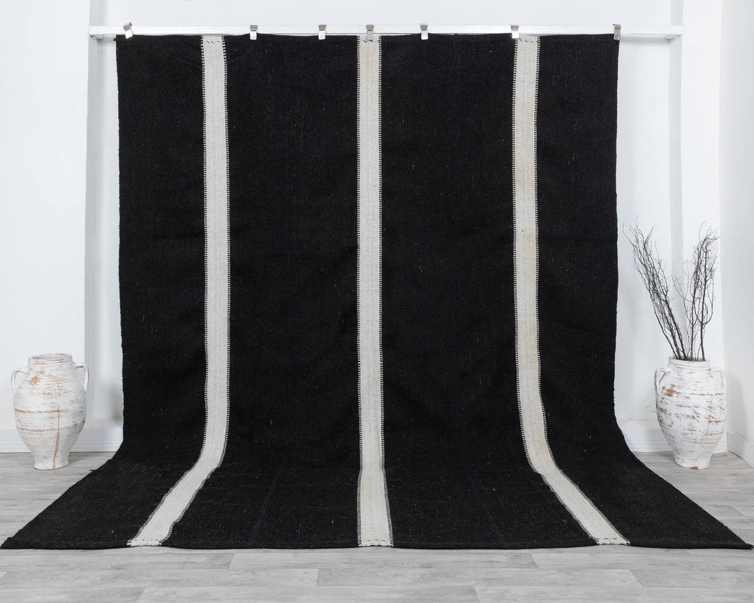 Brown Kilim Rug 8' 6" x 10' 1" | No. VR88697