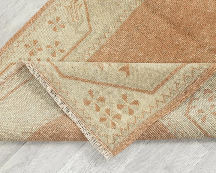 Multicolor Turkish Oushak Rug 2'10" x 4'8" Hand-Knotted | No. VR88807