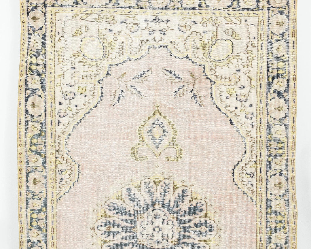 Pink Oushak Rug 5' 1" x 8' 11" | No. VR88896