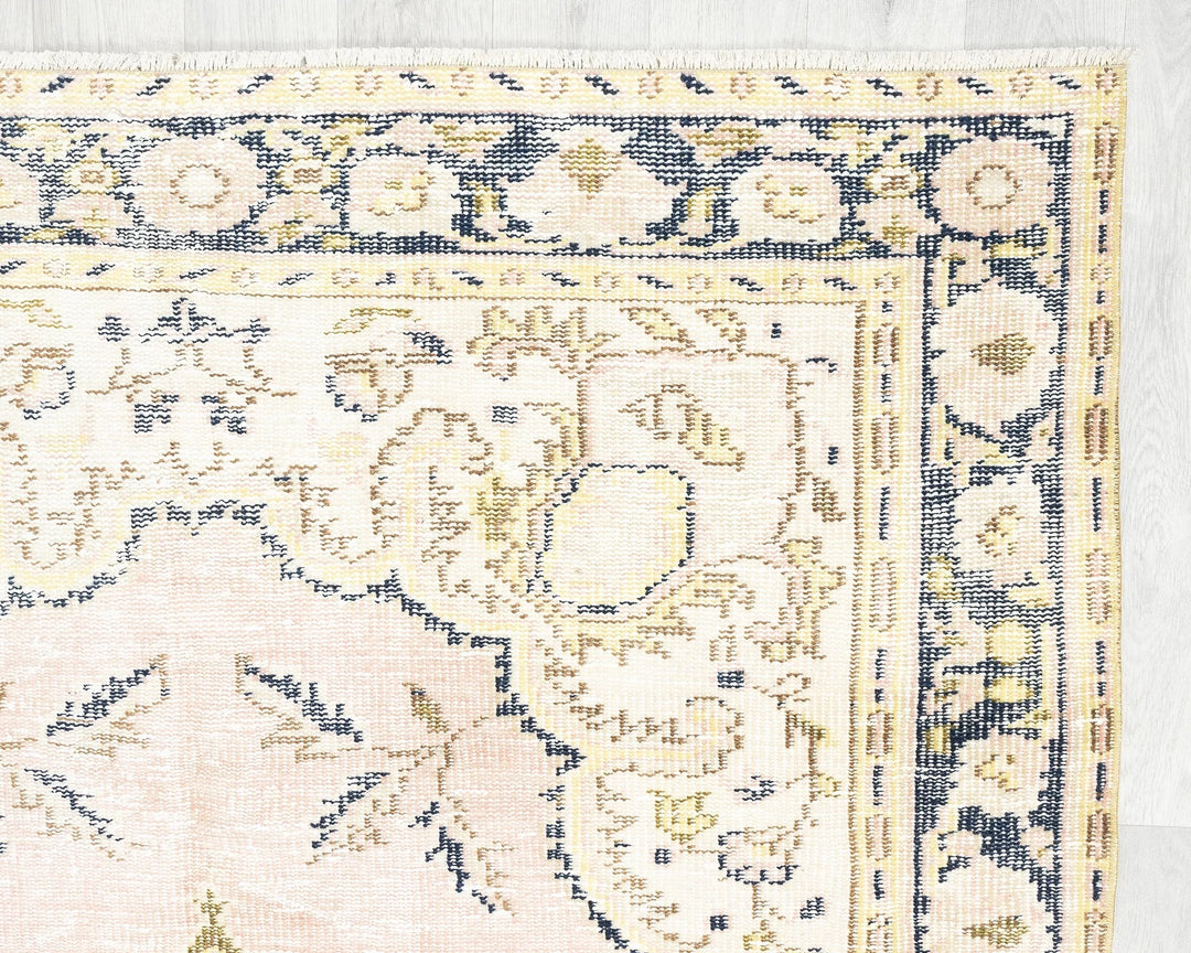 Pink Oushak Rug 5' 1" x 8' 11" | No. VR88896