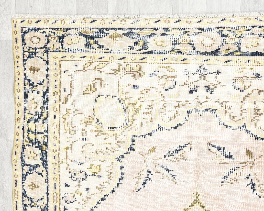 Pink Oushak Rug 5' 1" x 8' 11" | No. VR88896