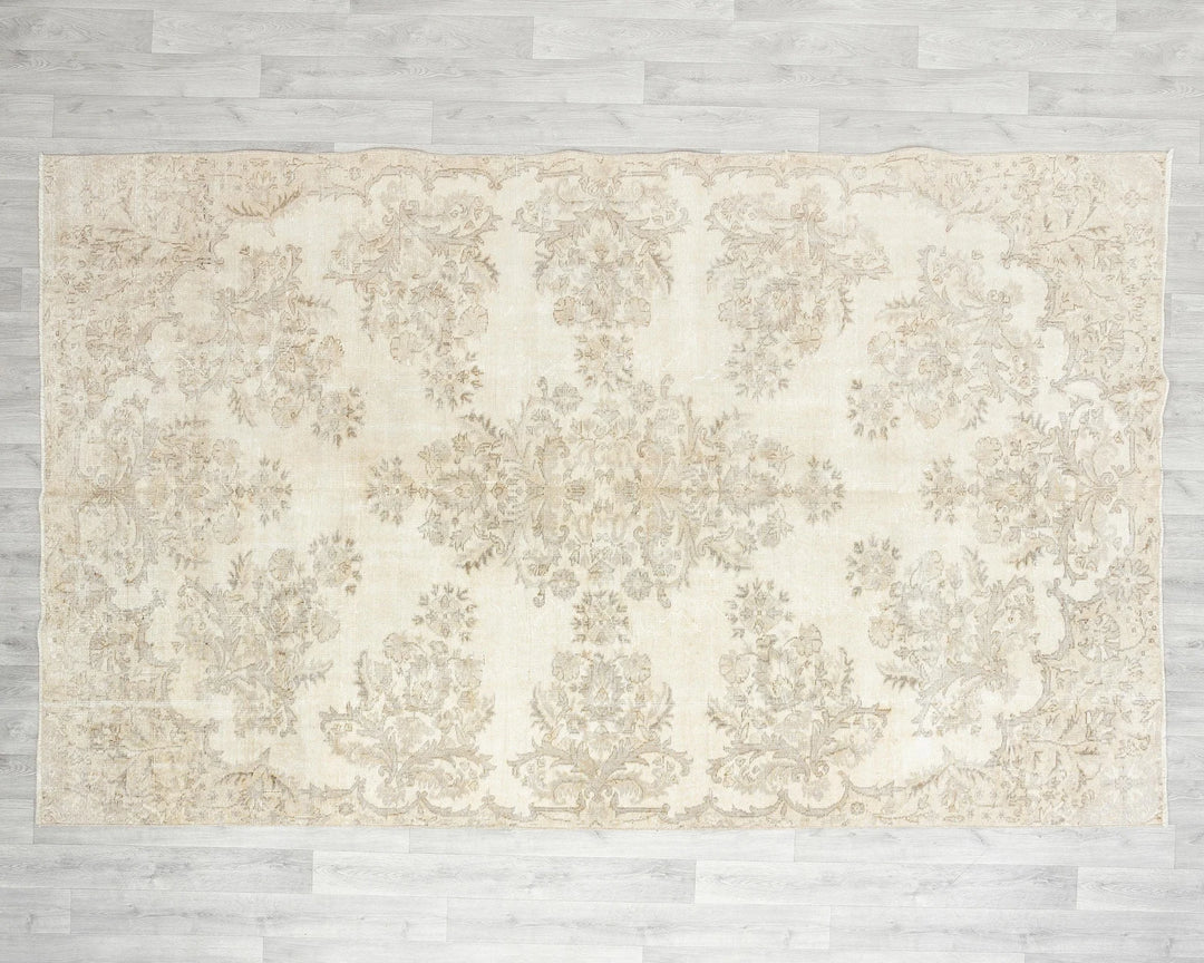 Beige Turkish Oushak Rug 6'2" x 9'7" Hand-Knotted | No. VR89097