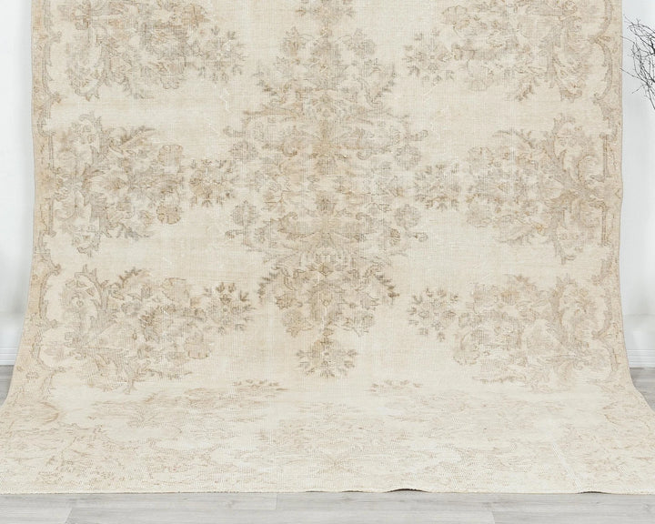 Beige Turkish Oushak Rug 6'2" x 9'7" Hand-Knotted | No. VR89097