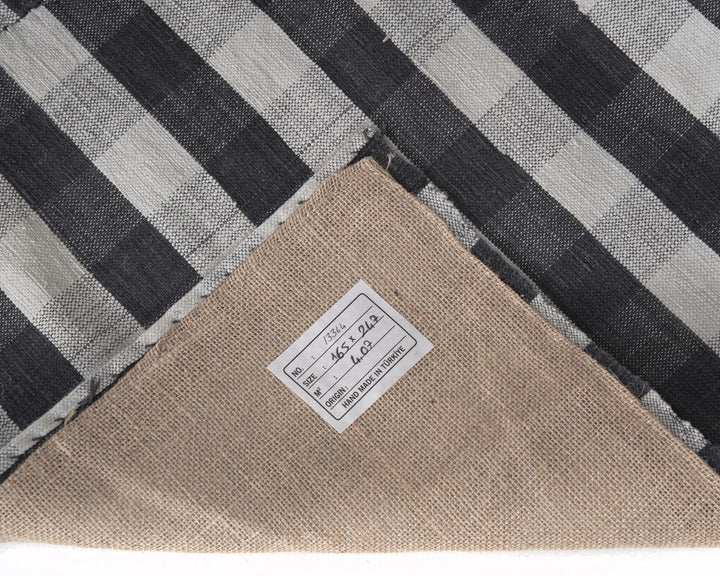 Black Kilim Rug 5' 5" x 8' 1" | No. VR89207