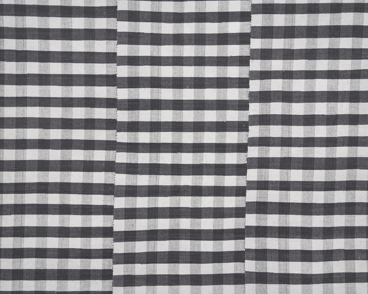 Black Kilim Rug 5' 5" x 8' 1" | No. VR89207