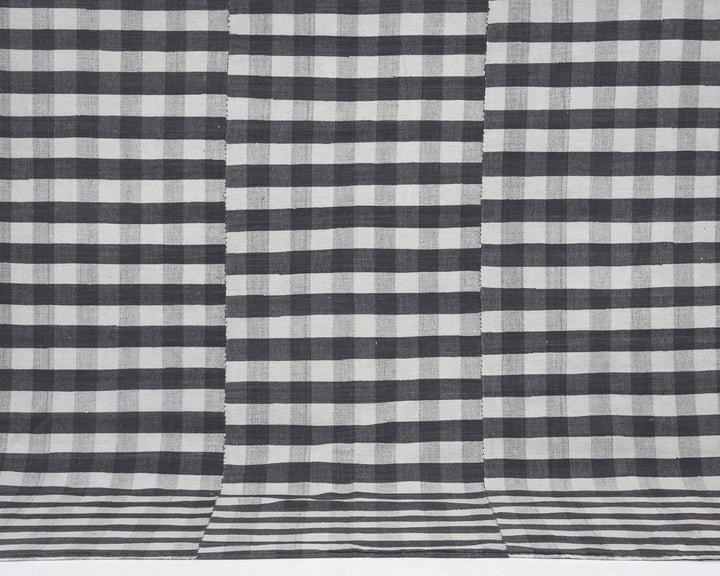 Black Kilim Rug 5' 5" x 8' 1" | No. VR89207