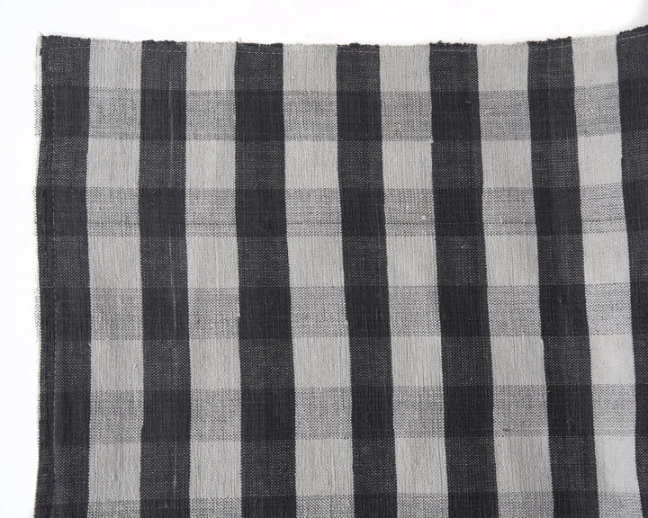 Black Kilim Rug 5' 5" x 8' 1" | No. VR89207