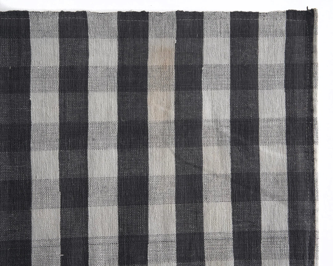 Black Kilim Rug 5' 5" x 8' 1" | No. VR89207
