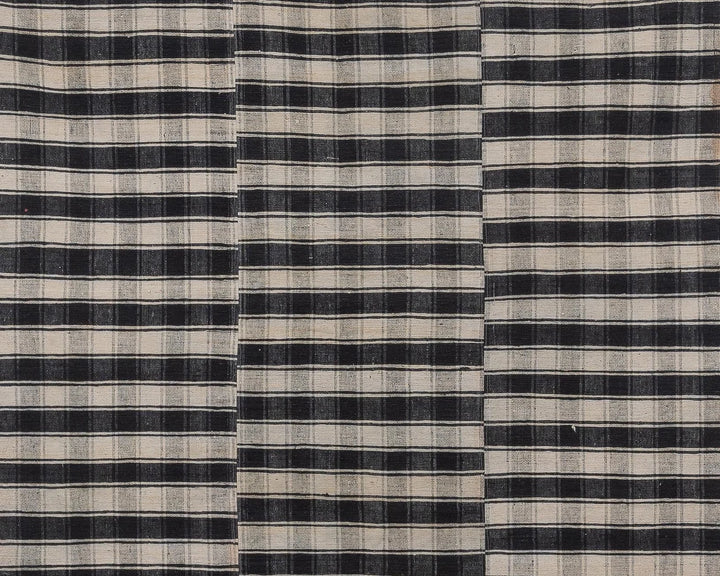 Kilim Rug 5' 3" x 8' 2" | No. VR89299