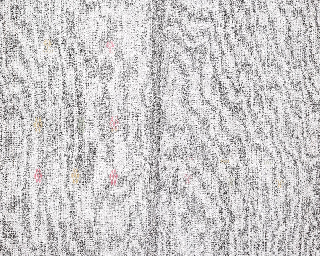 Gray Kilim Rug 4' 11" x 6' 11" | No. VR89686
