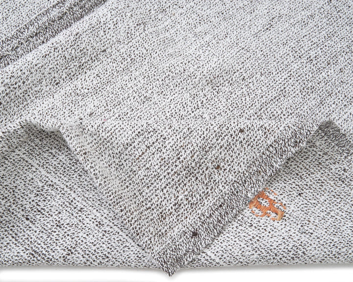 Gray Kilim Rug 4' 11" x 6' 11" | No. VR89686