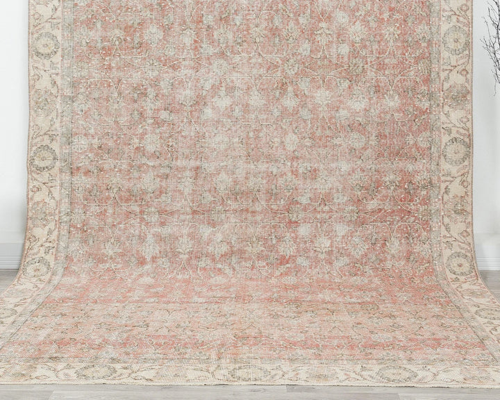 Multicolor Turkish Oushak Rug 6'7" x 10'4" Hand-Knotted detail