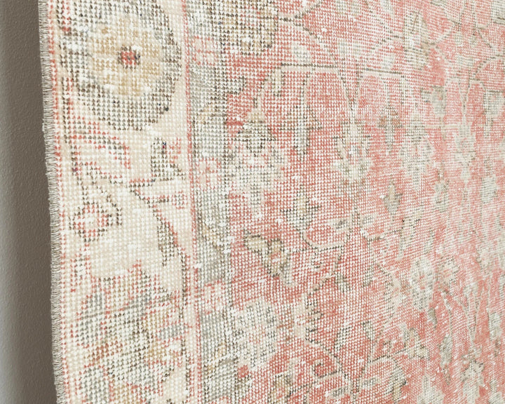 Multicolor Turkish Oushak Rug 6'7" x 10'4" Hand-Knotted close-up