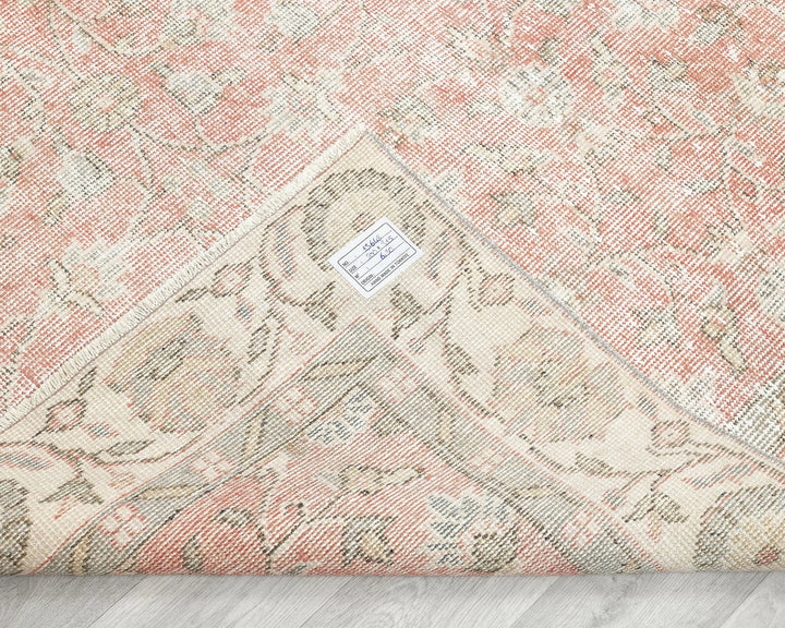Multicolor Turkish Oushak Rug 6'7" x 10'4" Hand-Knotted texture