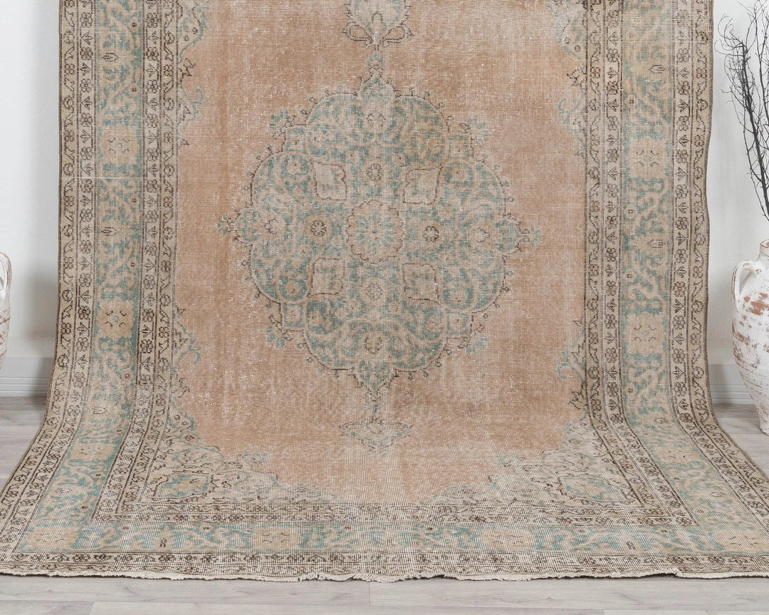 Multicolor Turkish Oushak Rug 6'1" x 9'10" Hand-Knotted | No. VR89941