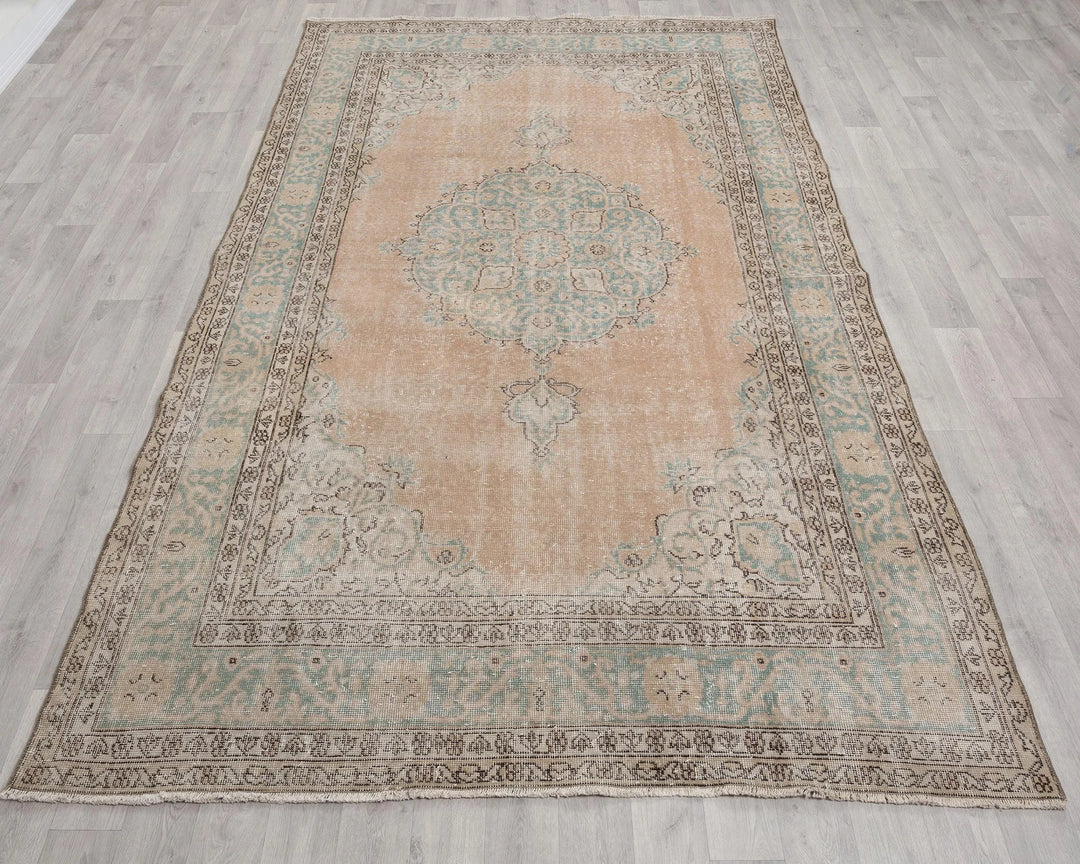 Multicolor Turkish Oushak Rug 6'1" x 9'10" Hand-Knotted | No. VR89941