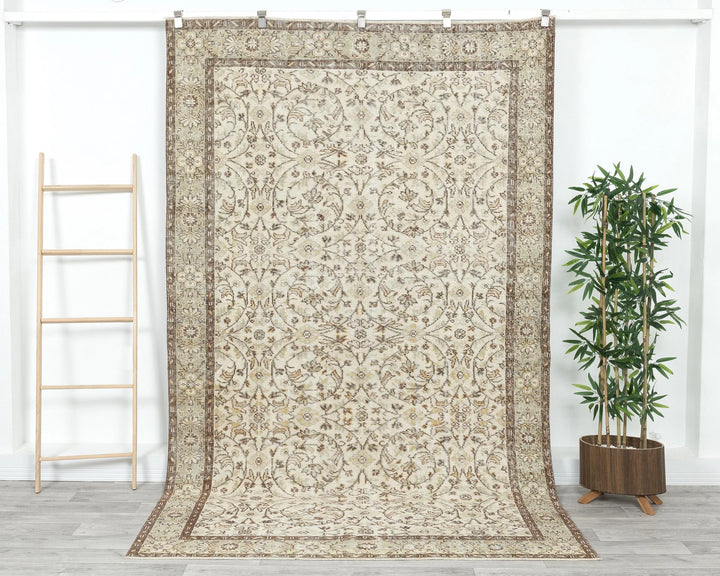 Multicolor Turkish Oushak Rug 5' 7" x 9' 1" Hand-Knotted | No. VR89957
