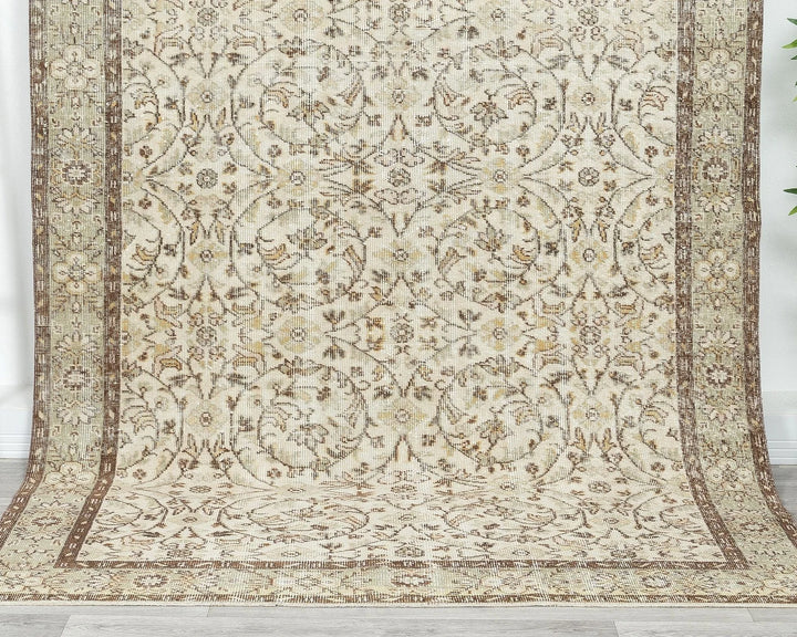 Multicolor Turkish Oushak Rug 5' 7" x 9' 1" Hand-Knotted | No. VR89957
