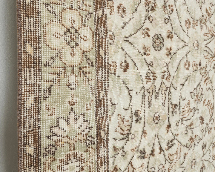 Multicolor Turkish Oushak Rug 5' 7" x 9' 1" Hand-Knotted | No. VR89957