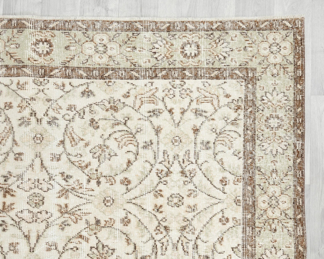Multicolor Turkish Oushak Rug 5' 7" x 9' 1" Hand-Knotted | No. VR89957