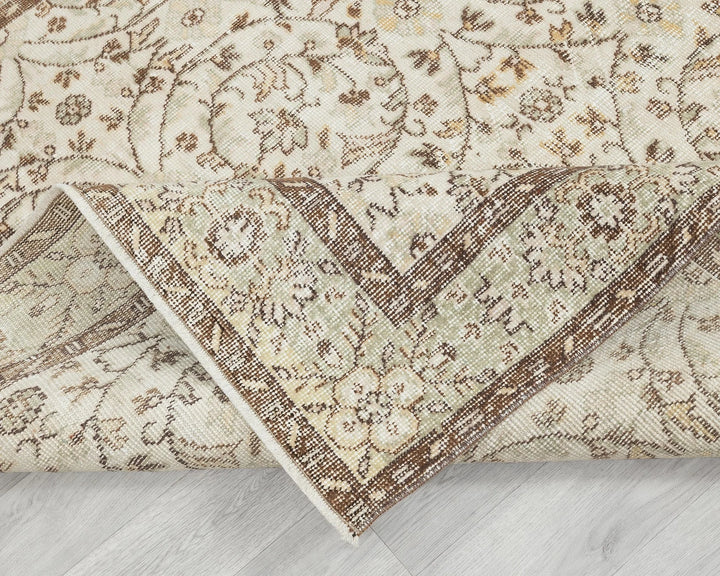 Multicolor Turkish Oushak Rug 5' 7" x 9' 1" Hand-Knotted | No. VR89957