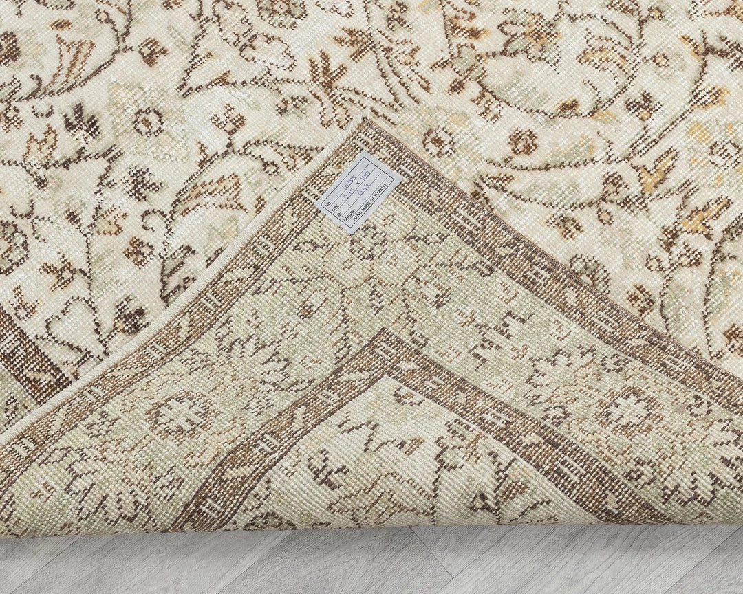 Multicolor Turkish Oushak Rug 5' 7" x 9' 1" Hand-Knotted | No. VR89957