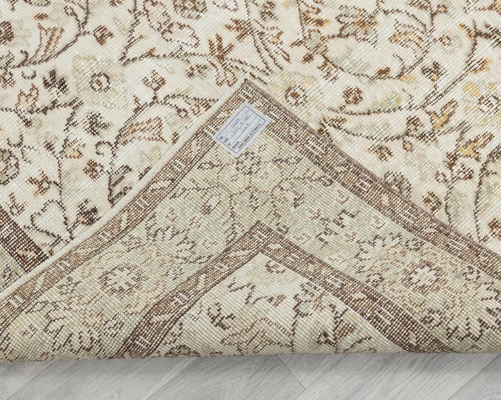 Multicolor Turkish Oushak Rug 5' 7" x 9' 1" Hand-Knotted | No. VR89957