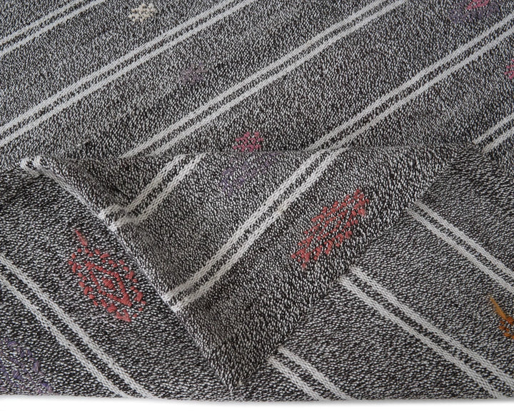 Gray Turkish Kilim Rug 6' 7" x 9' 8" Flat-Weave | No. VR90180