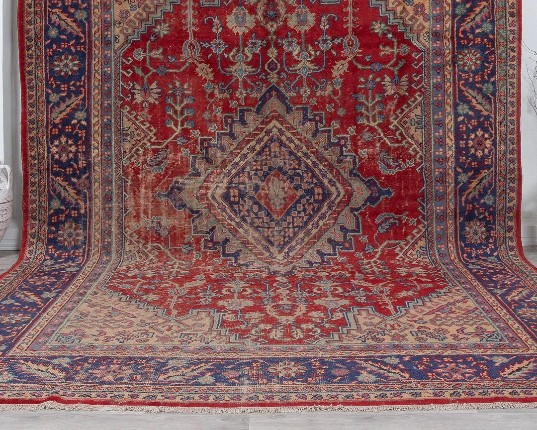 Red Oushak Rug 8' 7" x 11' 2" | No. VR90289