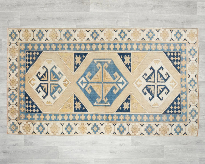 Oushak Rug 3' 3" x 5' 10" | No. VR90308