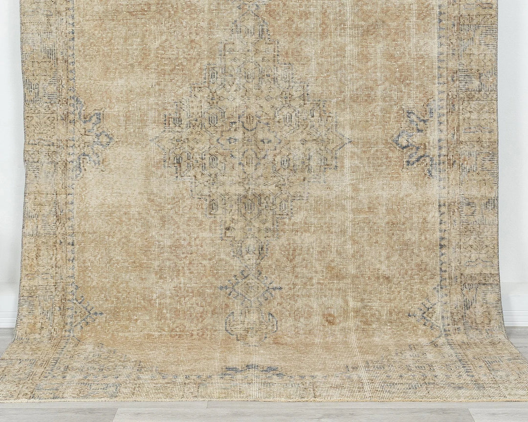 Faded Oushak Rug 5' 8" x 9' | No. VR90710