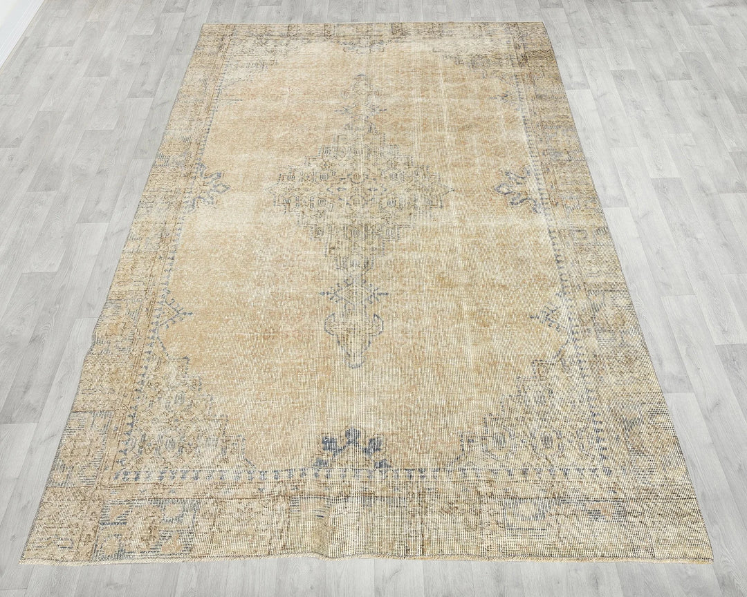 Faded Oushak Rug 5' 8" x 9' | No. VR90710