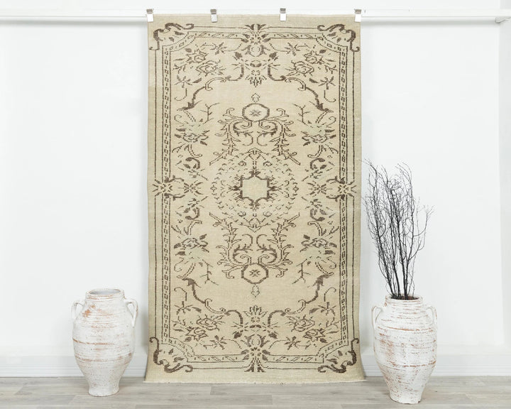Beige Turkish Oushak Rug 6'9" x 3'8" Hand-Knotted | No. VR90754