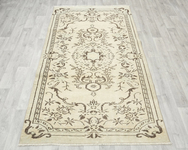 Beige Turkish Oushak Rug 6'9" x 3'8" Hand-Knotted | No. VR90754