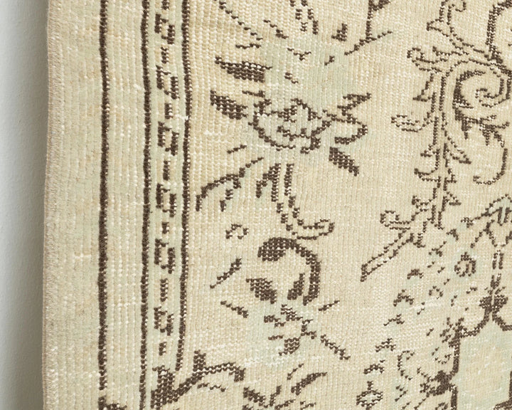 Beige Turkish Oushak Rug 6'9" x 3'8" Hand-Knotted | No. VR90754