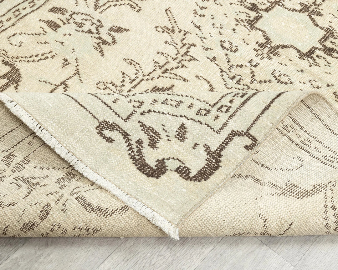 Beige Turkish Oushak Rug 6'9" x 3'8" Hand-Knotted | No. VR90754