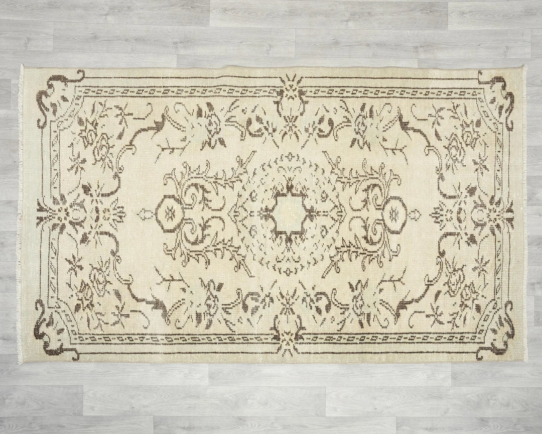Beige Turkish Oushak Rug 6'9" x 3'8" Hand-Knotted | No. VR90754