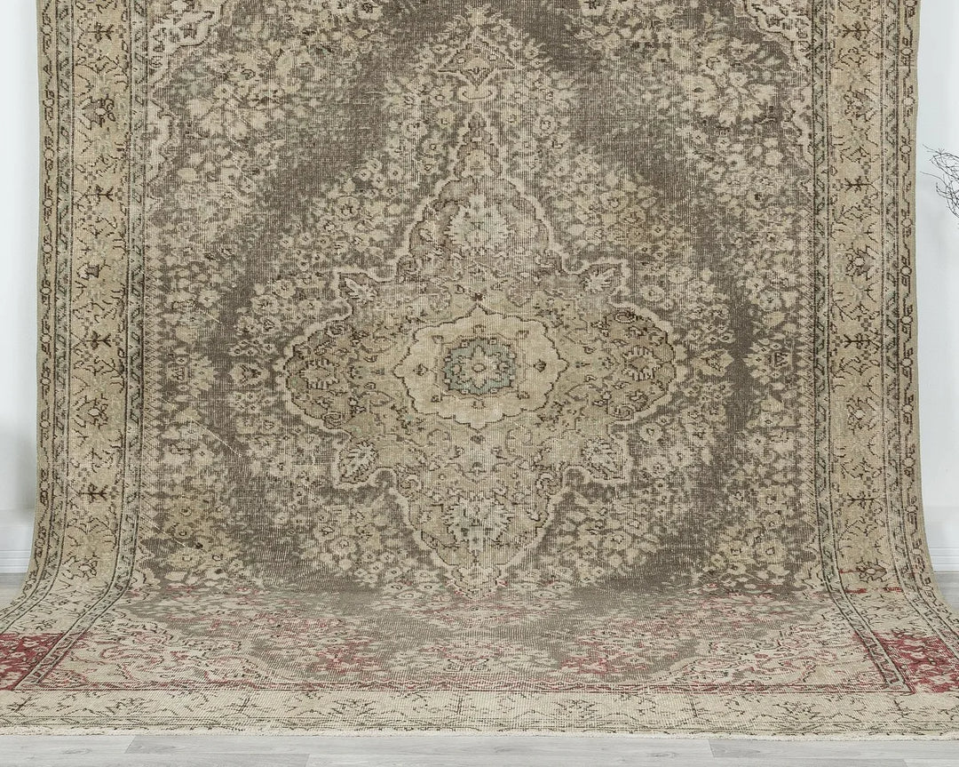 Multicolor Turkish Oushak Rug 6' 11" x 9' 11" Hand-Knotted detail