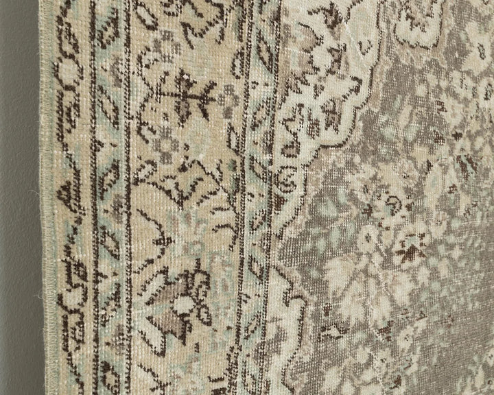 Multicolor Turkish Oushak Rug 6' 11" x 9' 11" Hand-Knotted close-up