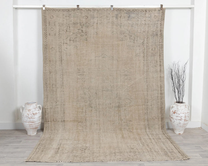 Beige Turkish Oushak Rug 6'11" x 9'11" Hand-Knotted | No. VR90956