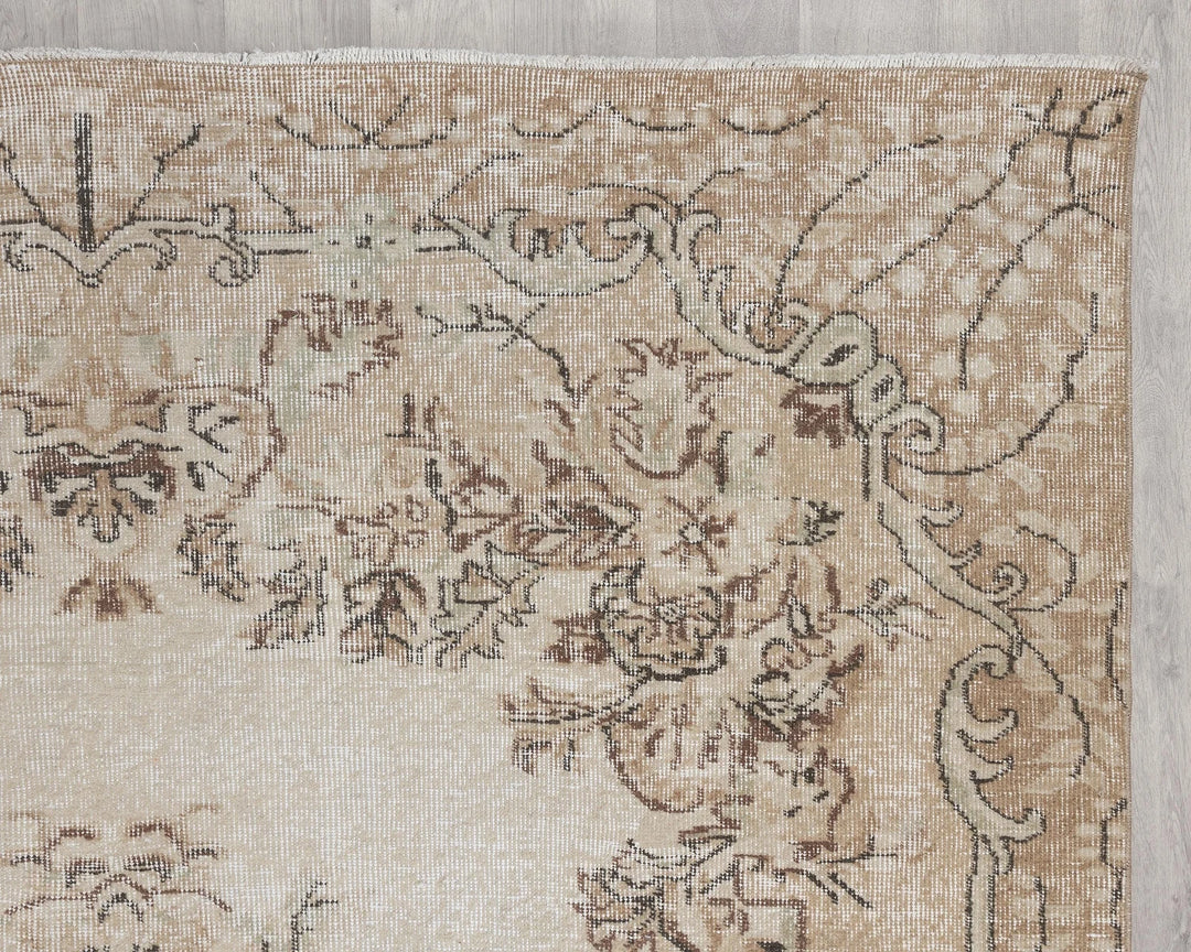 Beige Turkish Oushak Rug 6' 4" x 10' Hand-Knotted | No. VR91281